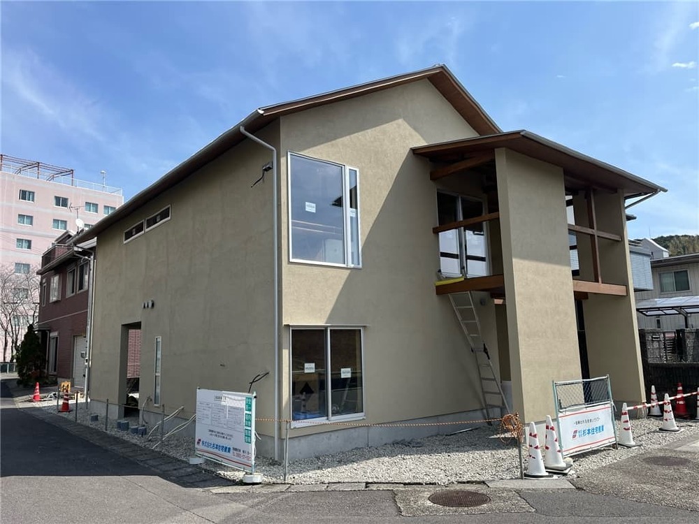 足場が取れました！