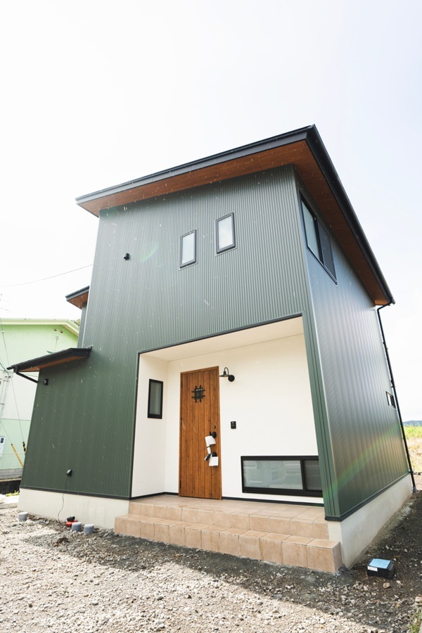 吹き抜けの縦空間を“スキップフロア”で有効活用したおうち｜四万十市