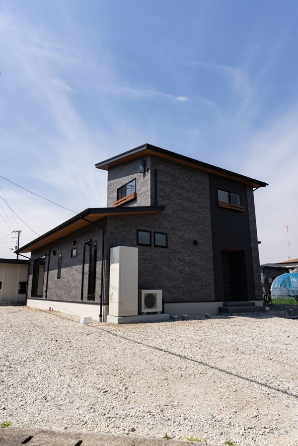 家事動線に無駄のない“かっこいい”がつまったおうち｜四万十市